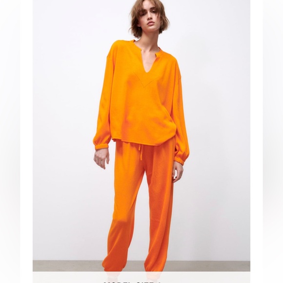 NWT ZARA ELASTIC HEM KNIT PANT AND BALLOON SLEEVE KNIT SWEATER - Picture 3 of 13